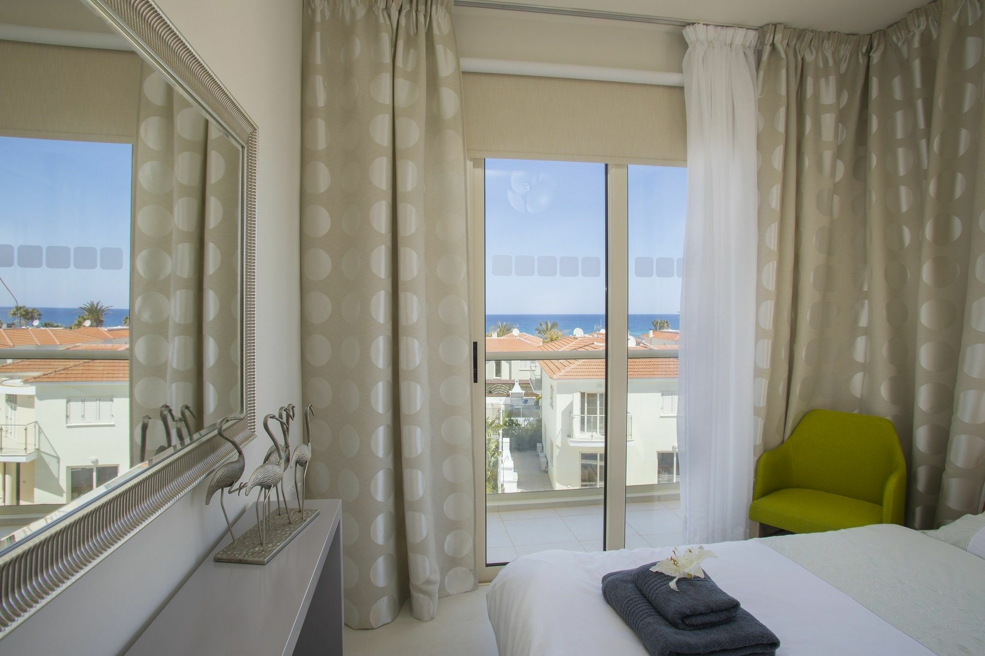 Marianna Suite Pernera Exterior foto
